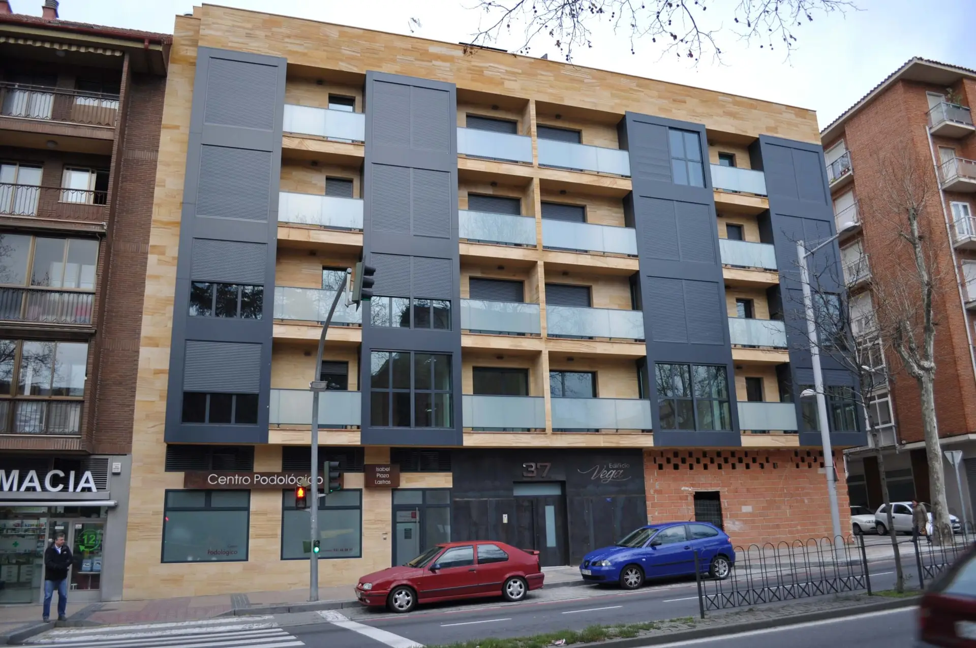 Imagen de un edifico de pisos